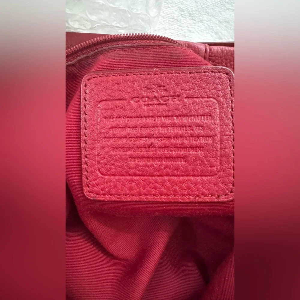 COACH Isabella Vibrant RED Leather Bag Shoulder Pebble Gold Hardware Handbag.